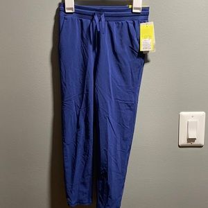 BRAND NEW GIRLS LIGHT WEIGHT PANTS SIZE 6X! NWT. SMOKE FREE HOME.
